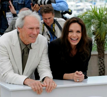 Cannes: Angelina Jolie radiosa per Clint