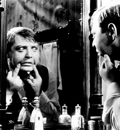 In foto Peter Lorre Dall'articolo: Storia 'poconormale' del cinema: i corsi e i ricorsi.