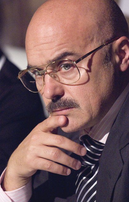 In foto Luca Zingaretti (63 anni) Dall'articolo: Il figlio pi piccolo: la fotogallery.