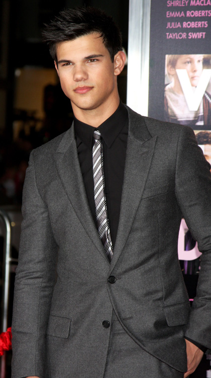 In foto Taylor Lautner (32 anni) Dall'articolo: Appuntamento con l'amore: premiere a Los Angeles.