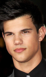 In foto Taylor Lautner (32 anni) Dall'articolo: Appuntamento con l'amore: premiere a Los Angeles.