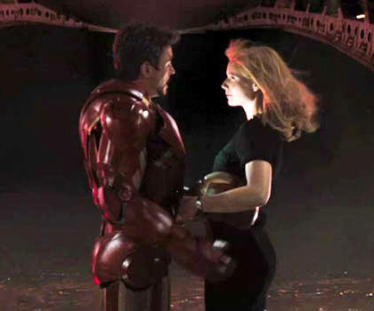 In foto Gwyneth Paltrow (52 anni) Dall'articolo: Iron man 2: azione, romanticismo e ironia.