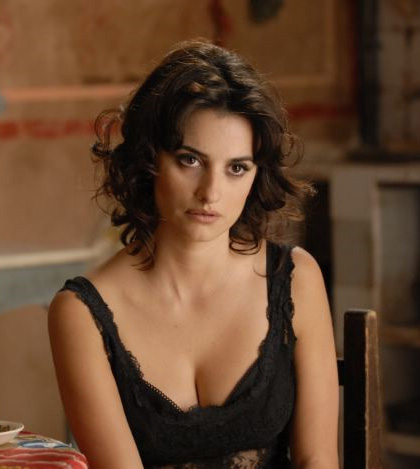 In foto Penlope Cruz (50 anni) Dall'articolo: Manolete: la fotogallery.