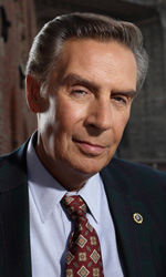 In foto Jerry Orbach (89 anni) Dall'articolo: Serie tv: quanto ci mancheranno?.