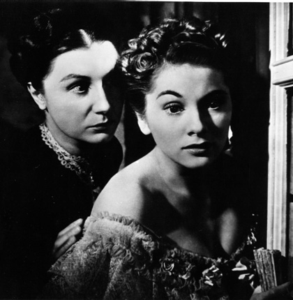 In foto Joan Fontaine Dall'articolo: Film in Tv: questo weekend.