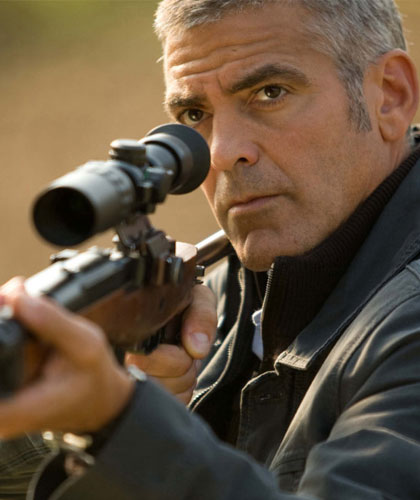 In foto George Clooney (63 anni) Dall'articolo: Film nelle sale: Da The American a Werner Herzog, uscite per tutti i gusti.