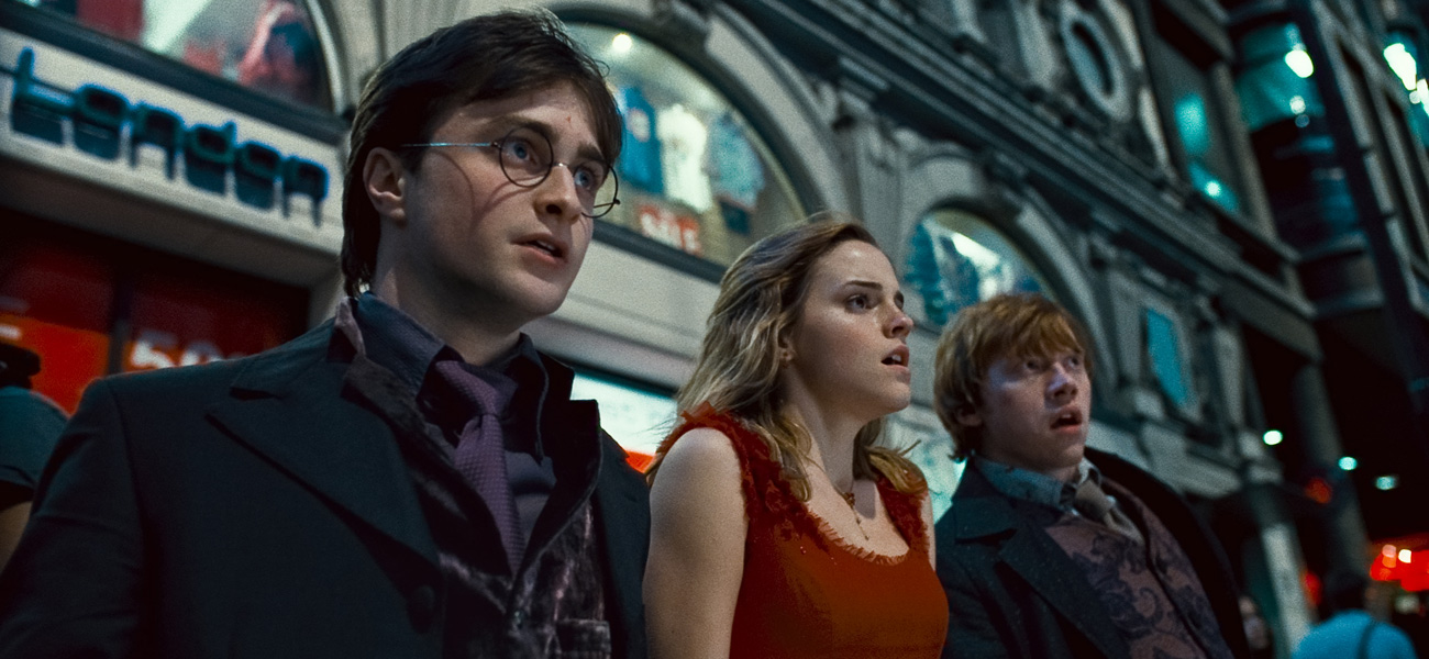 In foto Daniel Radcliffe (35 anni) Dall'articolo: Viaggio ad Hogwarts.