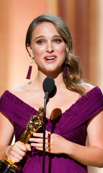In foto Natalie Portman (43 anni) Dall'articolo: Oscar, trionfa Il discorso del re.