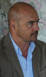 In foto Luca Zingaretti (63 anni) Dall'articolo: Il ritorno di Montalbano.