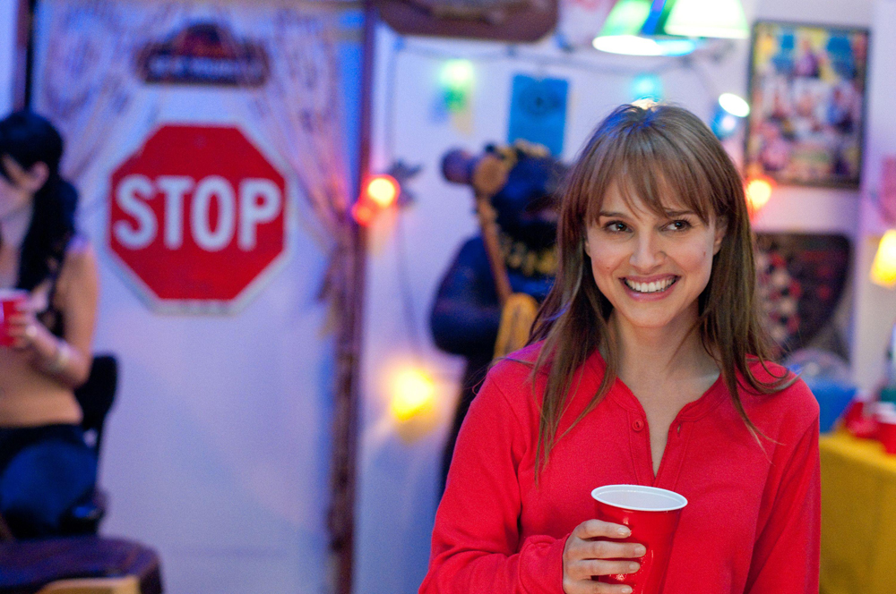 Natalie Portman e Ashton Kutcher, amici di letto MYmovies.it Natalie Portman e Ashton Kutcher, amici di letto MYmovies.it