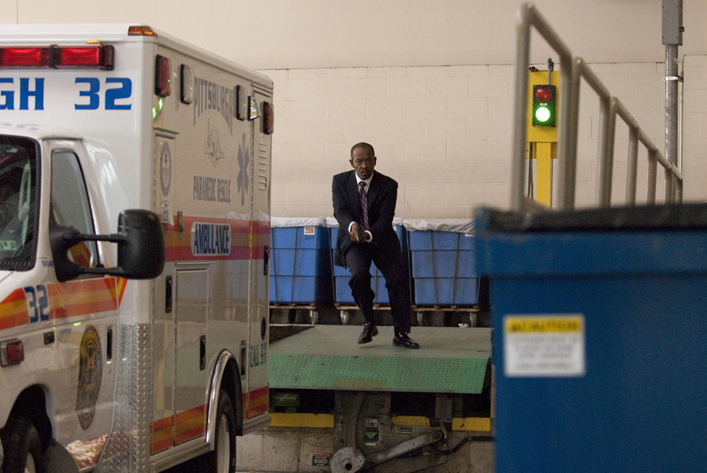 In foto Lennie James (59 anni) Dall'articolo: Paul Haggis, l'uomo delle domande.