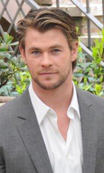 In foto Chris Hemsworth (41 anni) Dall'articolo: Kenneth e Chris: la strana coppia che fa tremare Asgard.