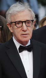 In foto Woody Allen (89 anni) Dall'articolo: Cannes, il glamour  Gaga.