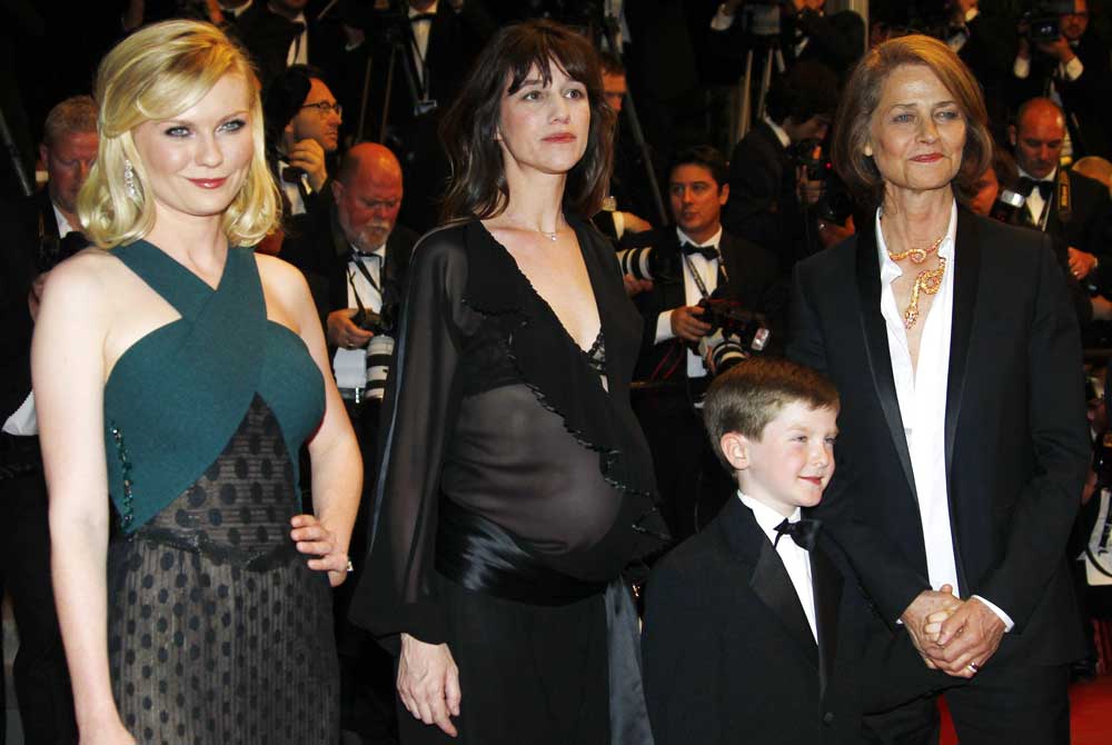 Il red carpet del film Melancholia. -  Dall'articolo: Melancholia,  Von Trier Show.