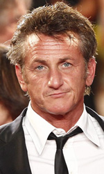 In foto Sean Penn (64 anni) Dall'articolo: Cannes, Italia  fuori da Semaine e Quinzaine, ma al mercato vola.