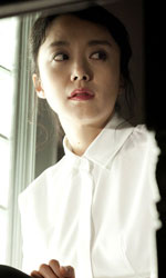 In foto Jeon Do-yeon (51 anni) Dall'articolo: The Housemaid, il remake che tale non fu.