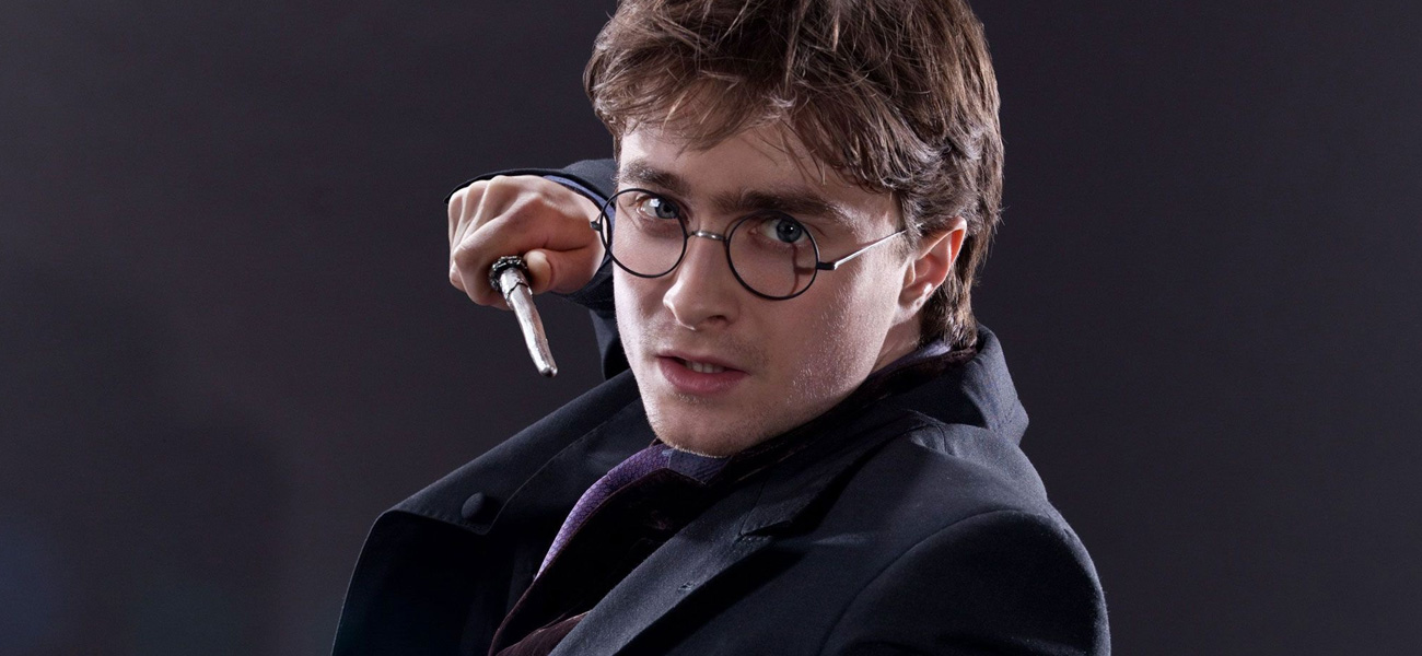 In foto Daniel Radcliffe (35 anni) Dall'articolo: La dimensione umana in un decennio di contrasti.