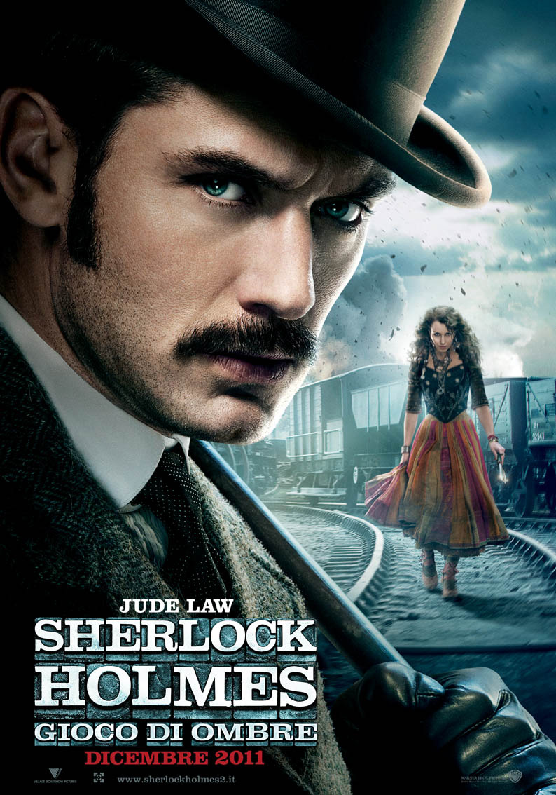 In foto Jude Law (51 anni) Dall'articolo: Sherlock Holmes, gioco di ombre e nebbia.
