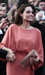 In foto Angelina Jolie (49 anni) Dall'articolo: Angelina Jolie regista premiata al Festival di Sarajevo.