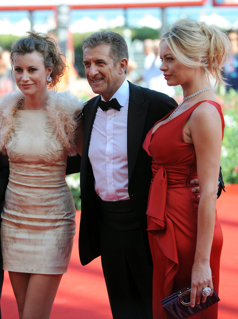 In foto Ezio Greggio (71 anni) Dall'articolo: Mostra del Cinema di Venezia, al via la 68. edizione.