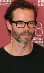 In foto Guy Pearce (57 anni) Dall'articolo: Il ruggito della tv nella tana del leone.