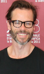 In foto Guy Pearce (57 anni) Dall'articolo: Il ruggito della tv nella tana del leone.