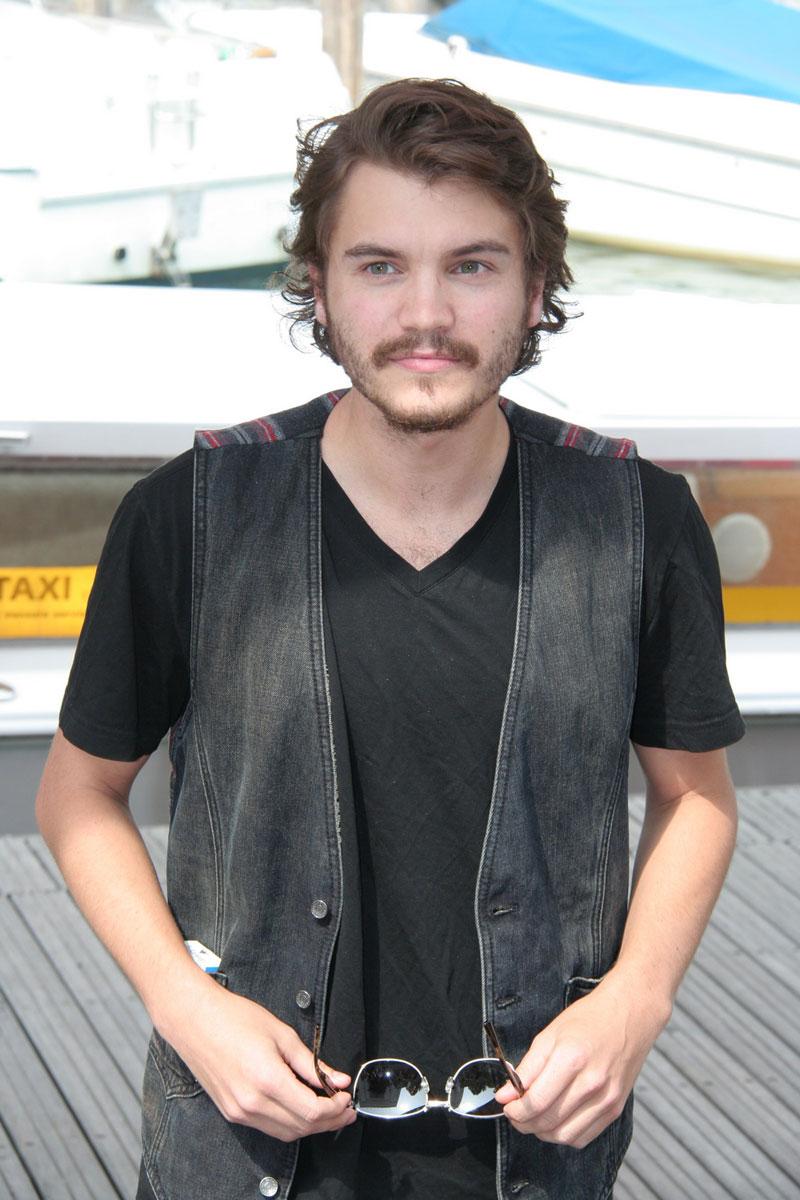 In foto Emile Hirsch (39 anni) Dall'articolo: Killer Joe, ecco la cenerentola secondo Friedkin.