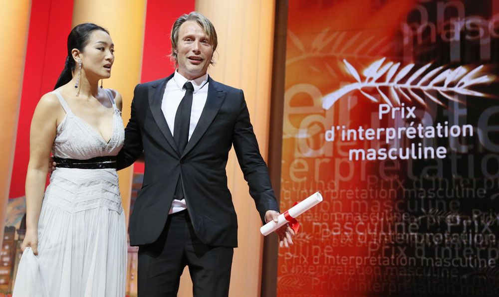 In foto Mads Mikkelsen (59 anni) Dall'articolo: Cannes 65, a Garrone il Gran Premio della Giuria.