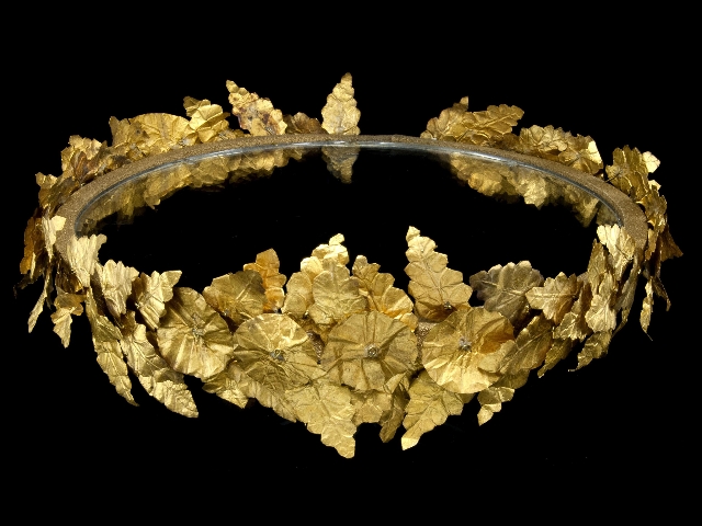 Oro puro,monili etruschi a Gerusalemme - MYmovies.it