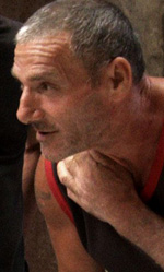 In foto una scena del film. -  Dall'articolo: Da Venezia 69, Carmela, salvata dai filibustieri su MYMOVIESLIVE!.