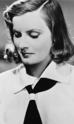 In foto Greta Garbo (119 anni) Dall'articolo: ONDA&FUORIONDA.