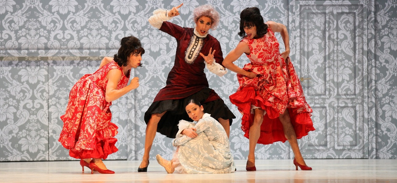 In foto un momento dello spettacolo. -  Dall'articolo: Dal Teatro Carlo Felice di Genova, Cinderella su MYMOVIESLIVE!.