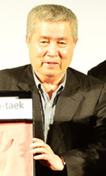 In foto Im Kwon-Taek (88 anni) Dall'articolo: Busan 2013, cinema, cucina e intrepide soluzioni.