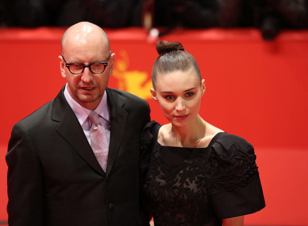 In foto Steven Soderbergh (61 anni) Dall'articolo: Berlinale 2013, il giorno di Danis Tanovic tra storia e filosofia.