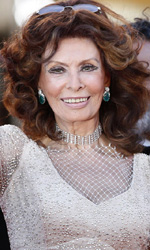 In foto Sophia Loren (90 anni) Dall'articolo: Cannes 67, il giorno dei premi Oscar.