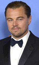 In foto Leonardo DiCaprio (50 anni) Dall'articolo: Ennio Morricone vince il Golden Globe. Tarantino: 