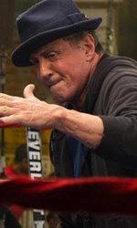 In foto Sylvester Stallone (78 anni) Dall'articolo: Creed mostra i muscoli e insidia Zalone.