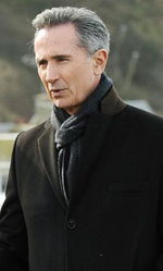 In foto Thierry Lhermitte (73 anni) Dall'articolo: I testimoni, campione di incassi in Francia da stasera in Italia.