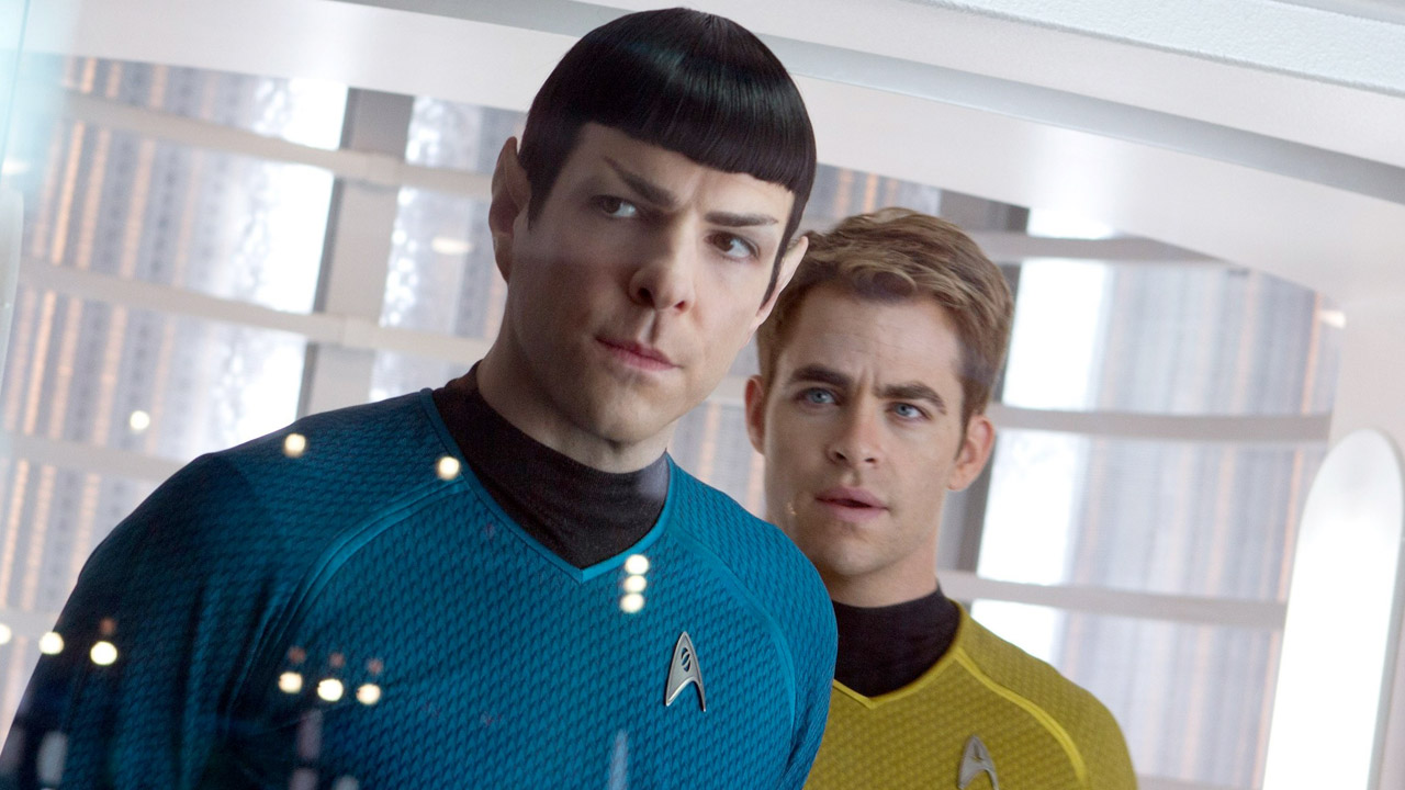 In foto Zachary Quinto (47 anni) Dall'articolo: Star Trek Beyond in testa al box office ma la minaccia  vicina, oggi esce Ghostbusters.