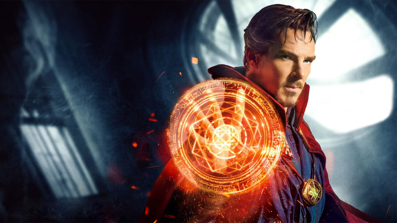 In foto Benedict Cumberbatch (48 anni) Dall'articolo: Box Office, Doctor Strange resiste, l'animazione delude.