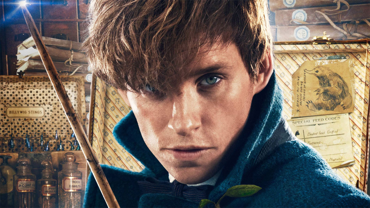 In foto Eddie Redmayne, protagonista di Animali fantastici e dove trovarli. -  Dall'articolo: Film 2016: Animali Fantastici e Notturni invadono questo weekend al cinema.