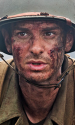 In foto Andrew Garfield (41 anni) Dall'articolo: La battaglia di Hacksaw Ridge, il primo trailer italiano.