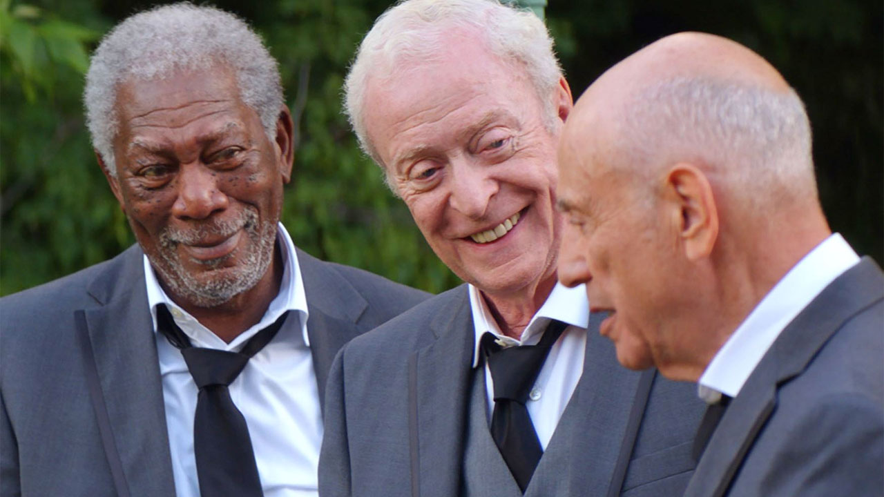 In foto Morgan Freeman (86 anni) Dall'articolo: Insospettabili sospetti, dov’è finito il sogno americano?.