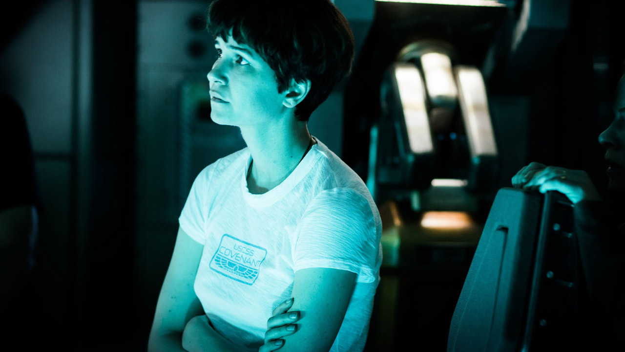 In foto Katherine Waterston (44 anni) Dall'articolo: Alien: Covenant supera il milione di euro e rimane primo al box office.