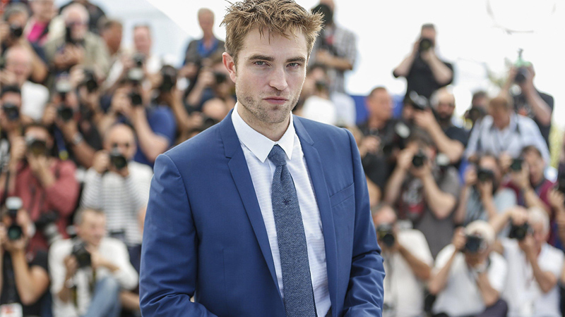 Robert Pattinson, un criminale sul red carpet di Cannes