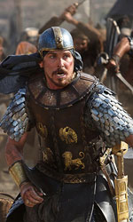 In foto Christian Bale (50 anni) Dall'articolo: Exodus - Dei e Re, il film stasera in tv su Canale 20. Dall'articolo: Exodus - Dei e re, un fantasy, un'allegoria, una science fiction del passato.