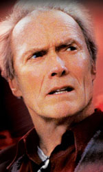 In foto Clint Eastwood (94 anni) Dall'articolo: Debito di sangue, il film stasera in tv su Canale 5.