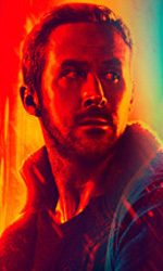 In foto Ryan Gosling (44 anni) Dall'articolo: Blade Runner 2049 esordisce al primo posto al box office.