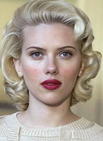 In foto Scarlett Johansson (40 anni) Dall'articolo: The Black Dahlia, il film stasera in tv su RaiMovie.
