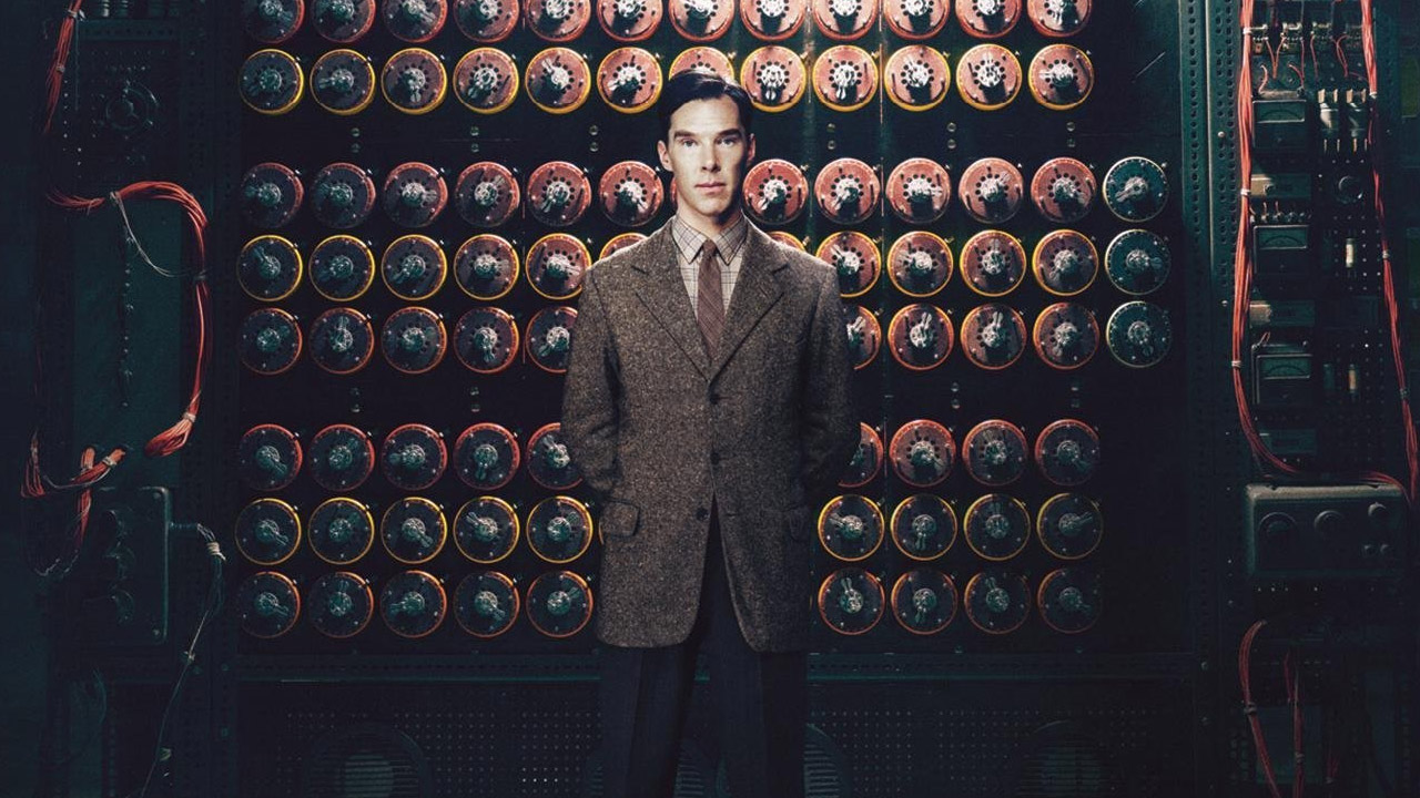 In foto Benedict Cumberbatch (48 anni) Dall'articolo: The Imitation Game, il film stasera in tv su RaiTre.